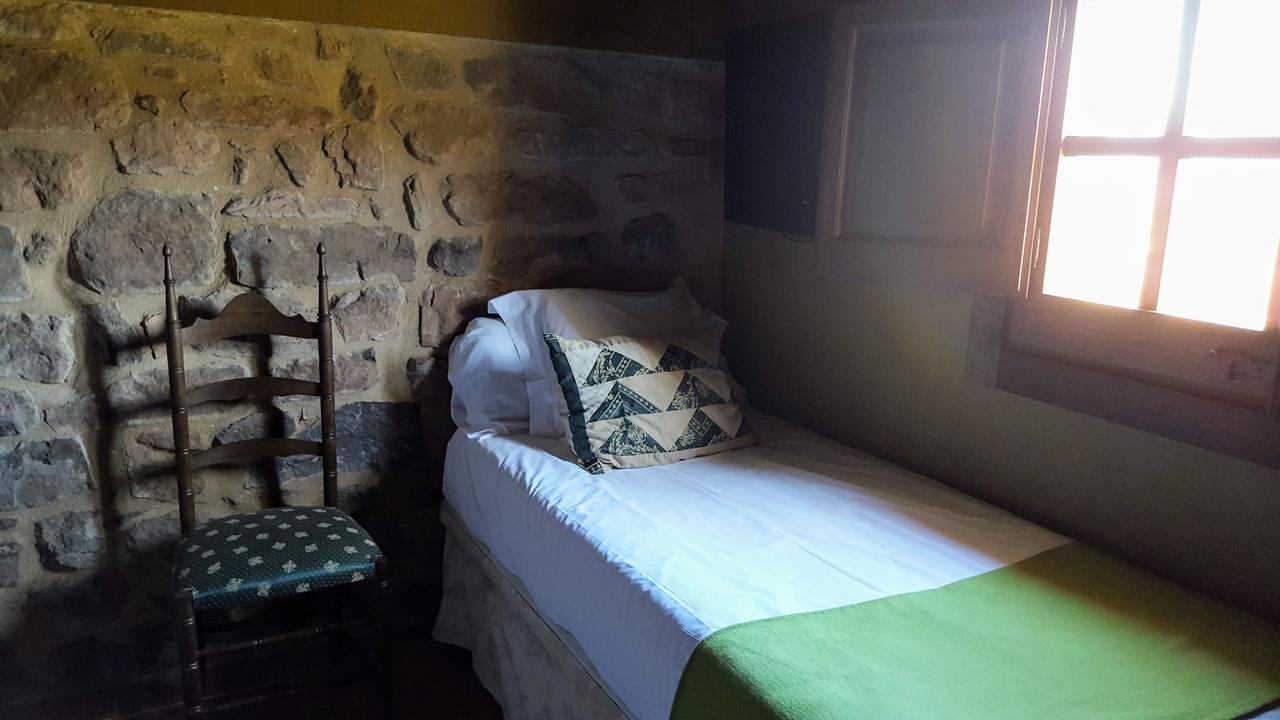 La Torre Blanca Villa Cardona Eksteriør billede